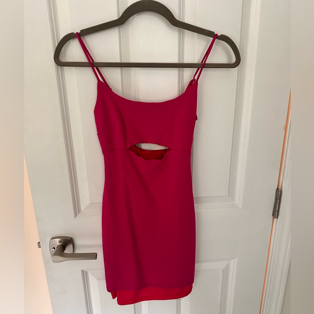 Elegant Red Sleeveless Dress